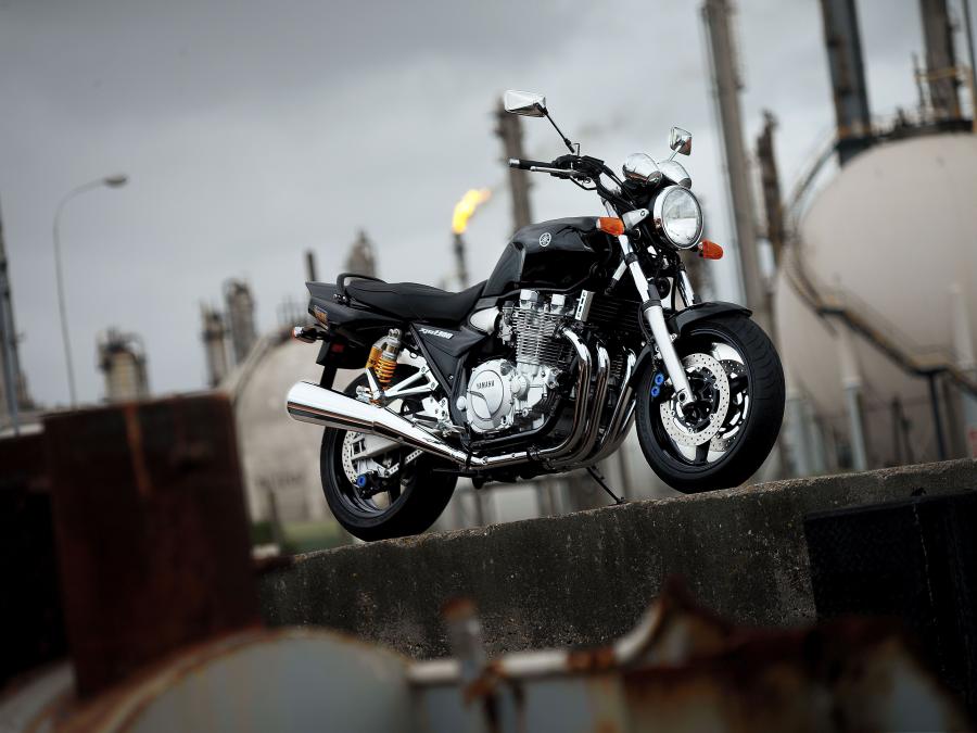 Yamaha XJR1300